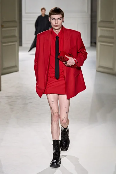 Look 34